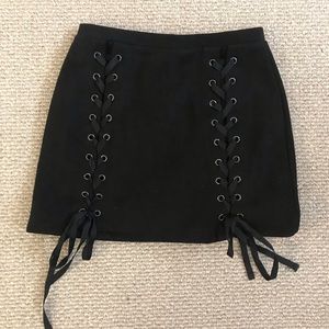 Honey punch skirt black